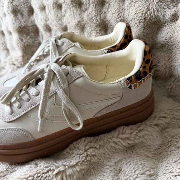 NWOT Womens Casual Thick Sole Sneakers White Tan Leopard Size 9 - Picture 3 of 6